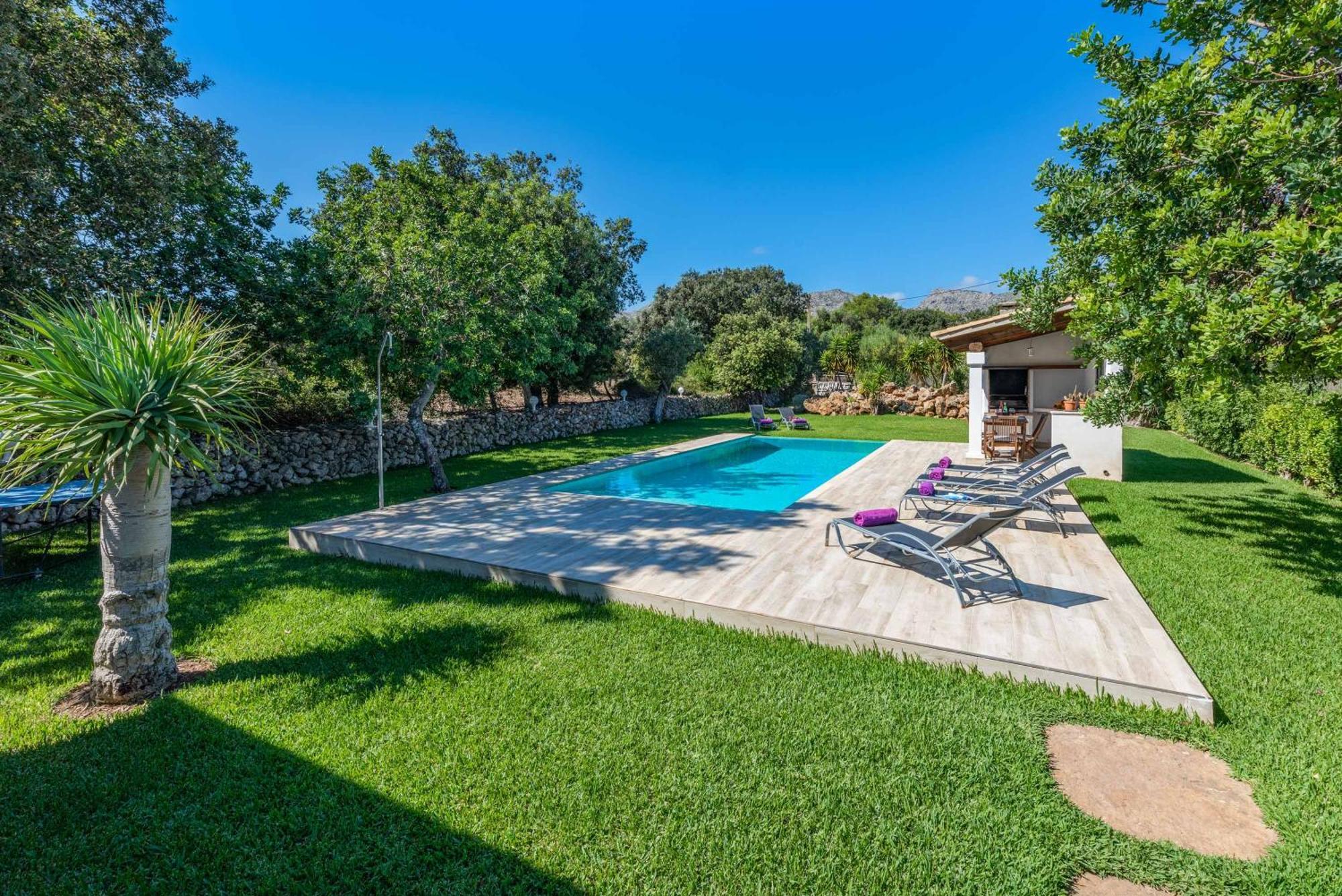 Villa Cama Rotja *